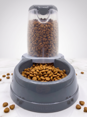 Hazneli Kedi ve Köpek Mama Kabı - Gri (1.5 Litre)