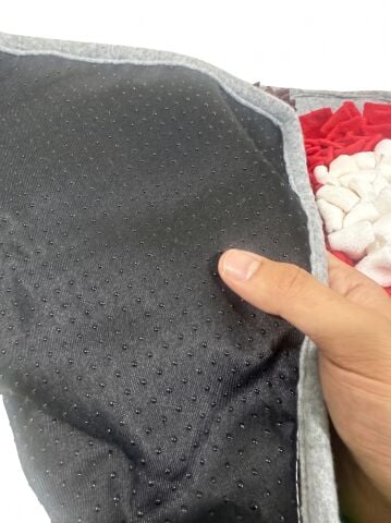 Rakunlu Puzzle Köpek Ödül ve Koklama Matı - Zeka Geliştirici Yavaş Yeme 70x50 cm